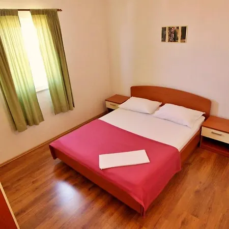 Apartments Marko Nemira Omiš Exterior foto