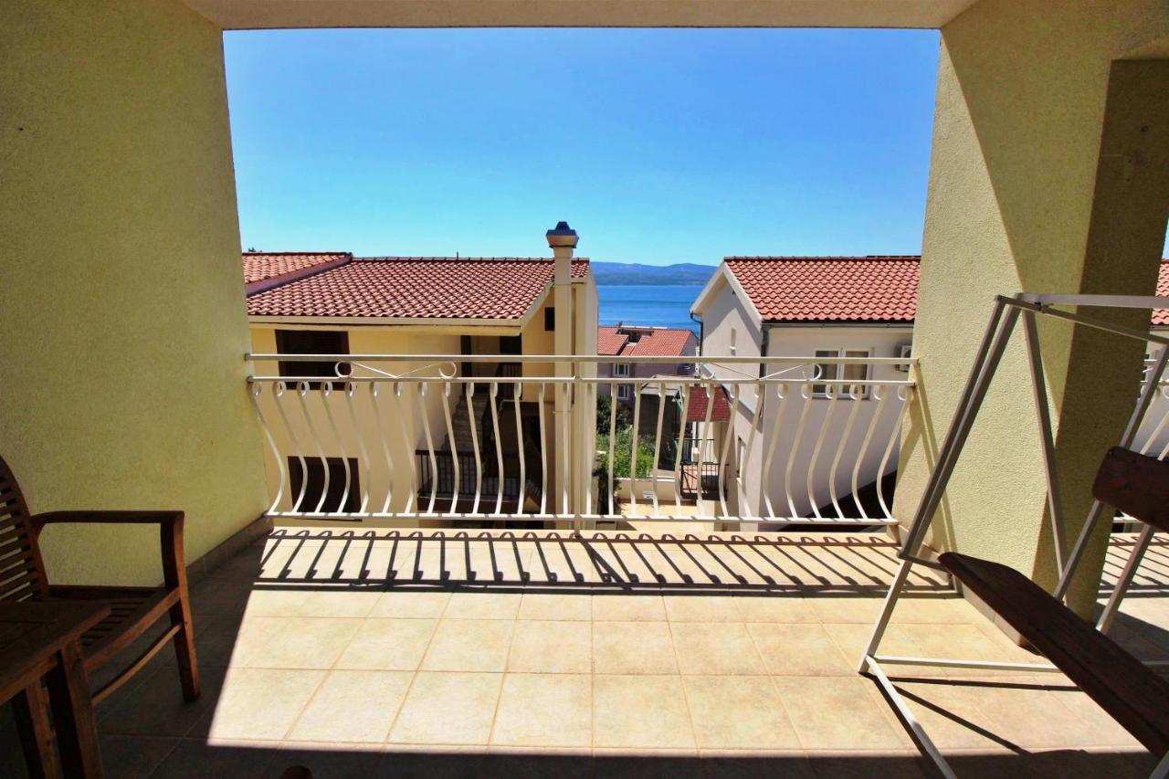 Apartment Marko Nemira Omiš