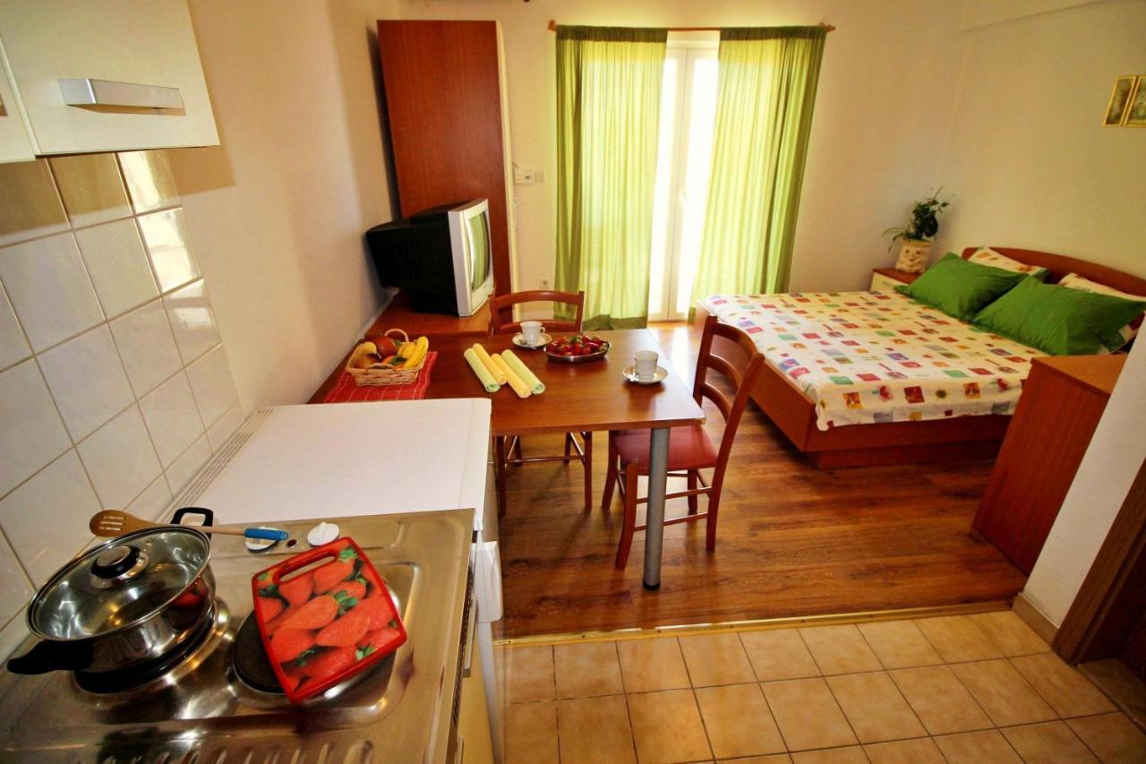 Apartment Marko Nemira